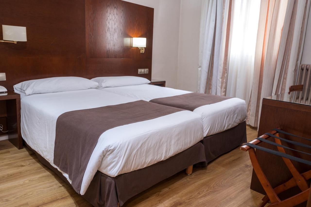 Ramon Berenguer IV Hotel Lleida Kültér fotó